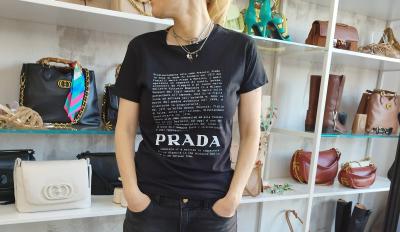 F.Y.F - BLACK T-SHIRT  STORY PRADA